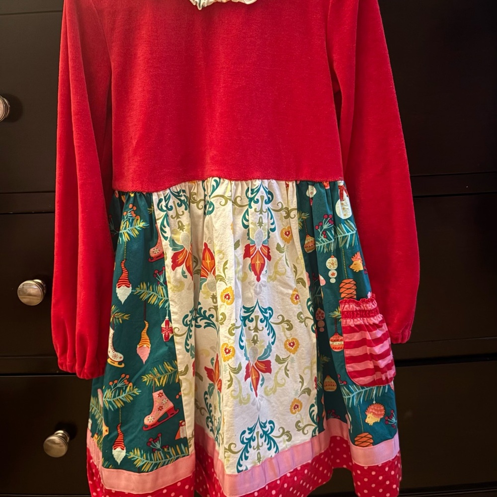 Matilda Jane Red & Green Ice Skates Holiday Christmas Dress Size 6